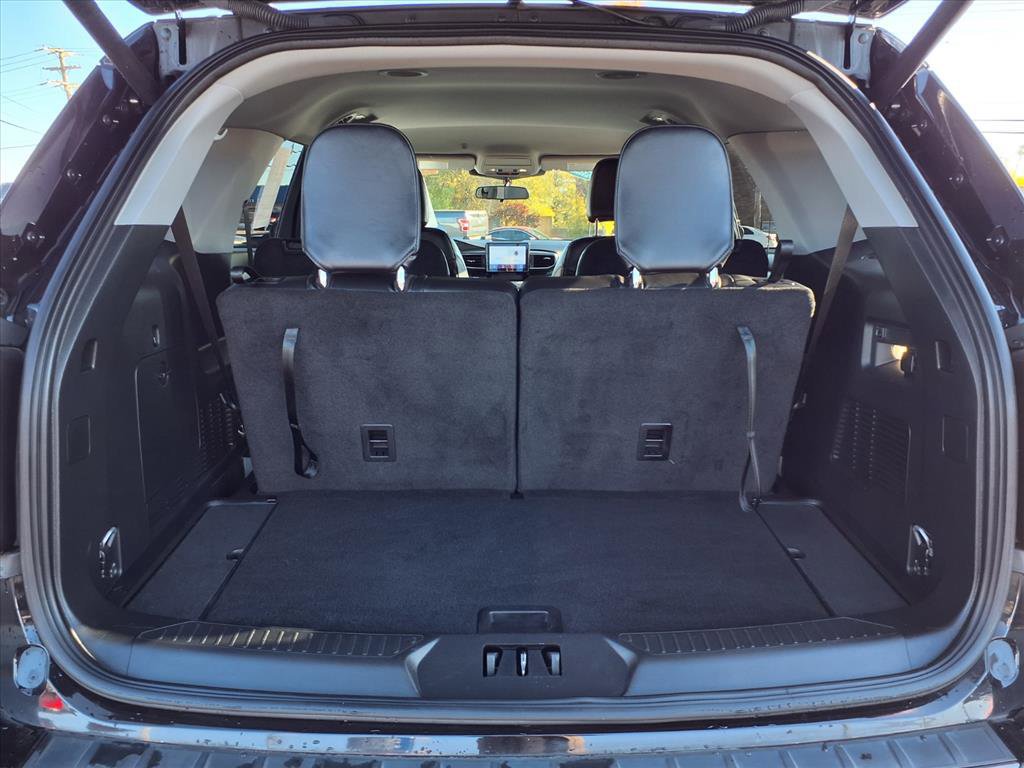 Certified 2023 Ford Explorer XLT w/ Equipment Group 202A image 24