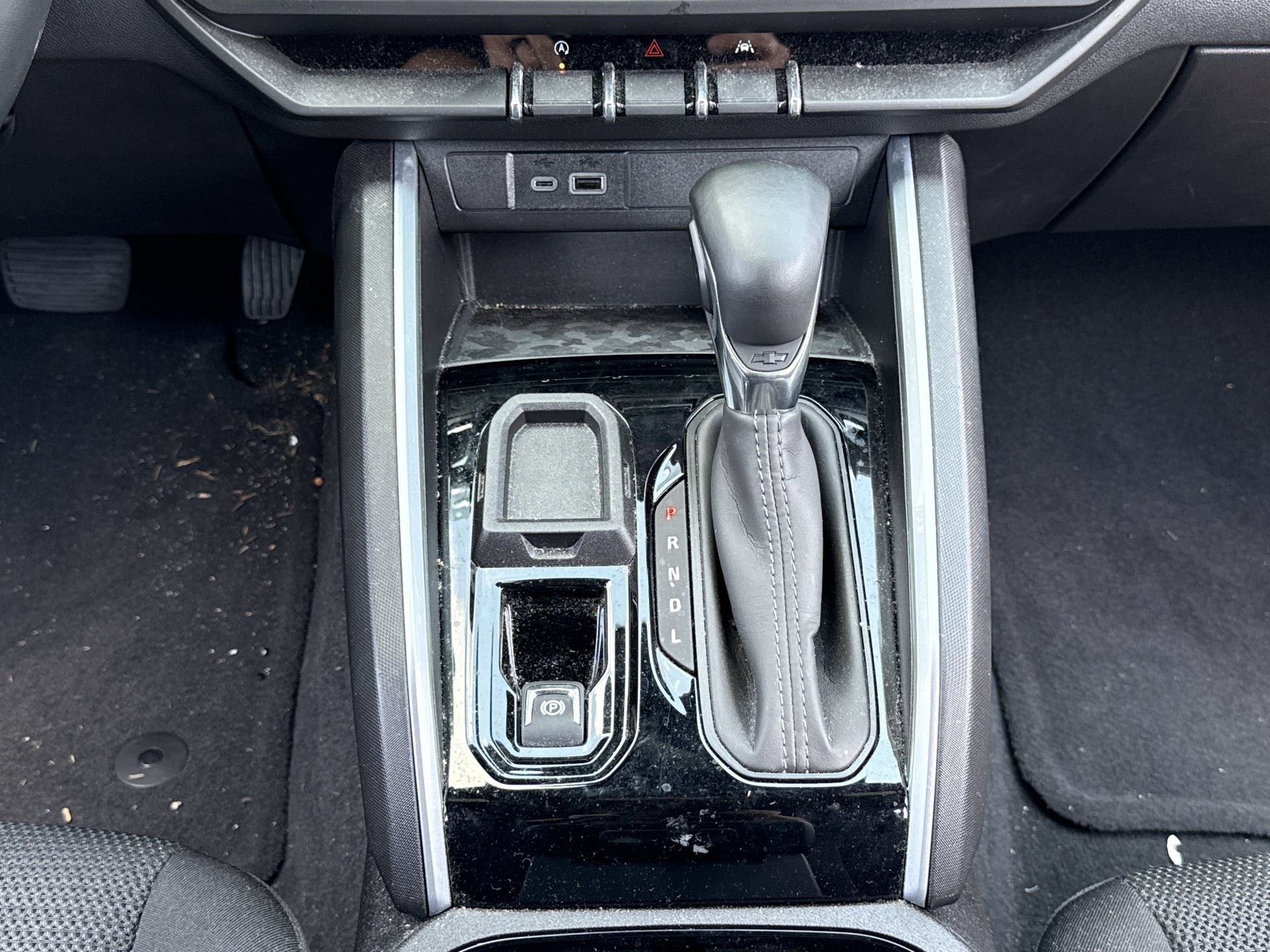 Used 2025 Chevrolet Colorado LT RWD image 4