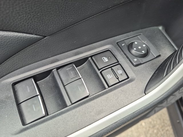Used 2023 Toyota RAV4 XLE FWD image 14