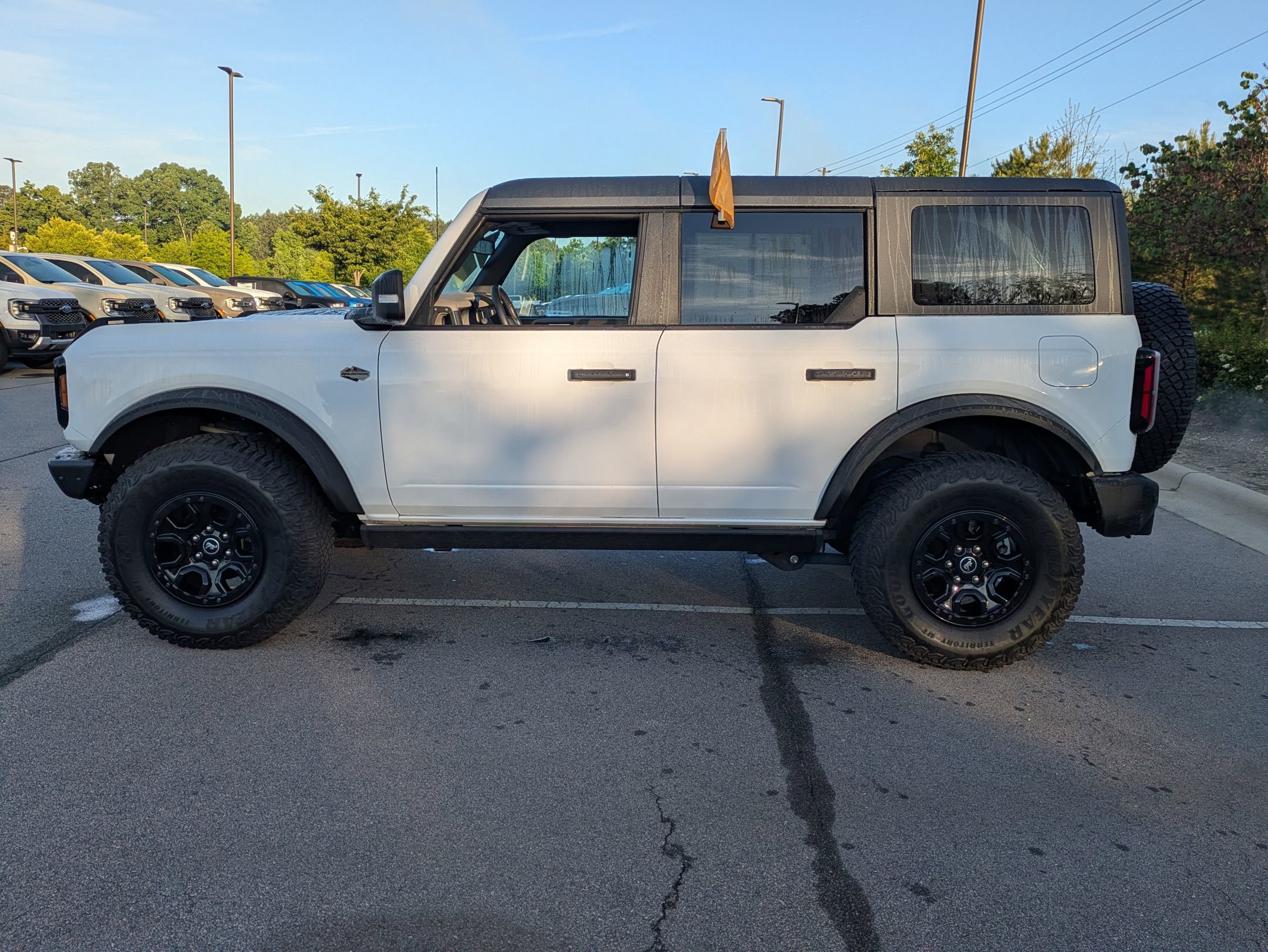 Certified 2023 Ford Bronco Wildtrak AWD/4WD image 7