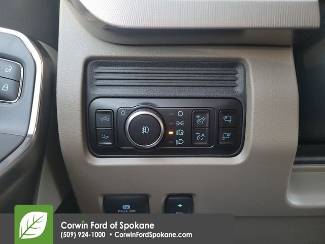 Certified 2025 Ford F450 Platinum w/ Platinum Plus Package image 26