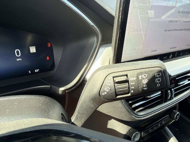 Certified 2023 Ford Escape Platinum w/ Premium Technology Package AWD/4WD image 23