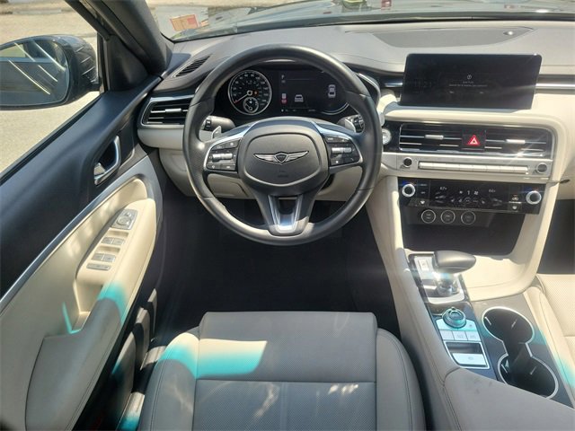 Used 2024 Genesis G70 2.5T image 11