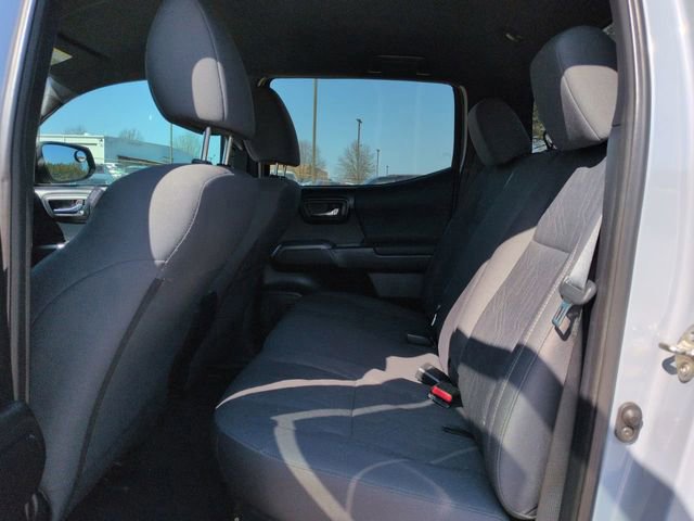Used 2019 Toyota Tacoma TRD Sport image 14
