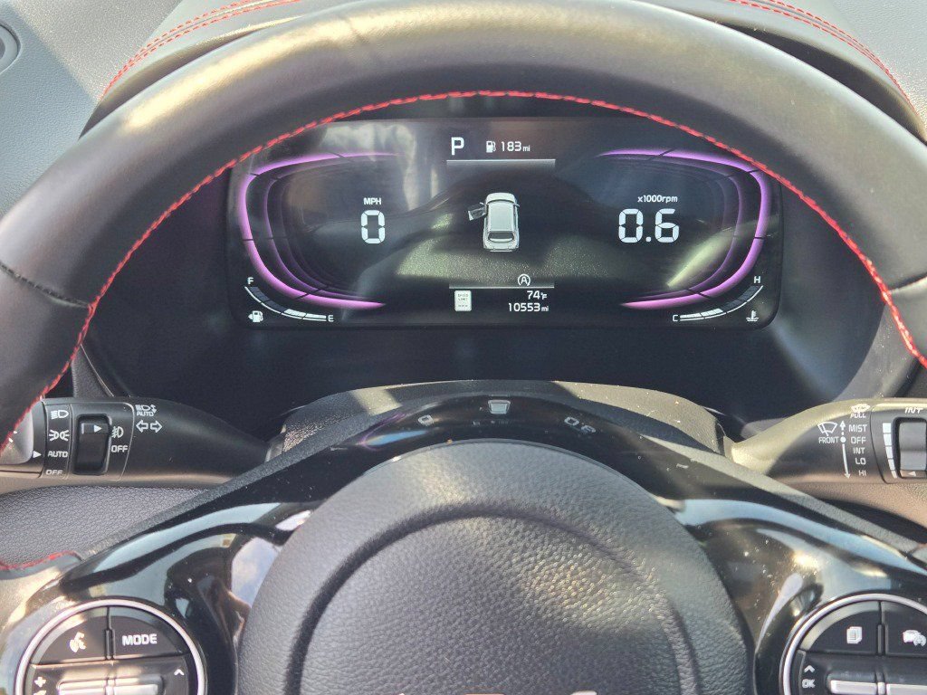 Used 2025 Kia Soul GT-Line w/ GT-Line Technology Package FWD image 30
