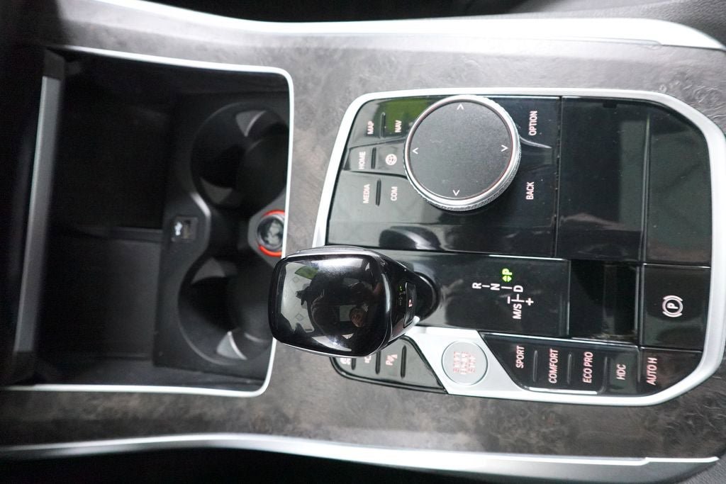 Used 2022 BMW X5 xDrive40i w/ Parking Assistance Package AWD/4WD image 22