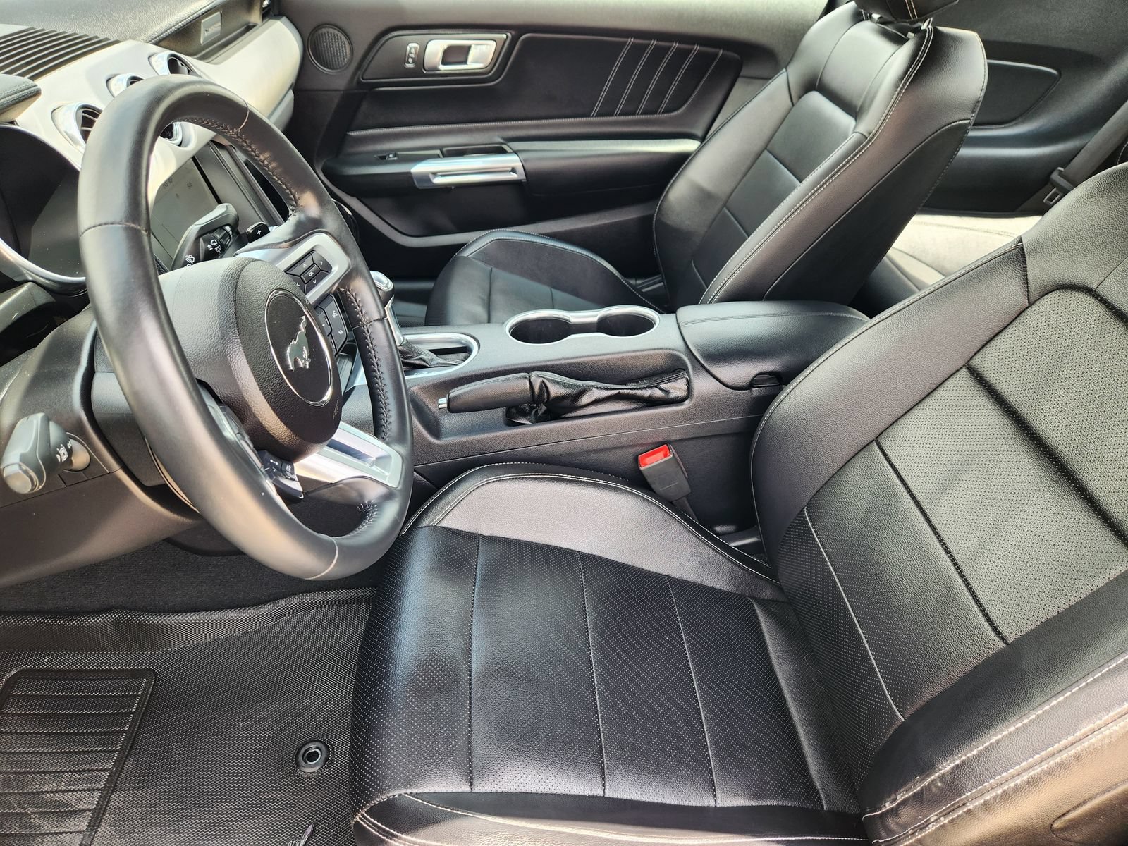 Certified 2021 Ford Mustang Premium w/ Pony Package RWD image 14