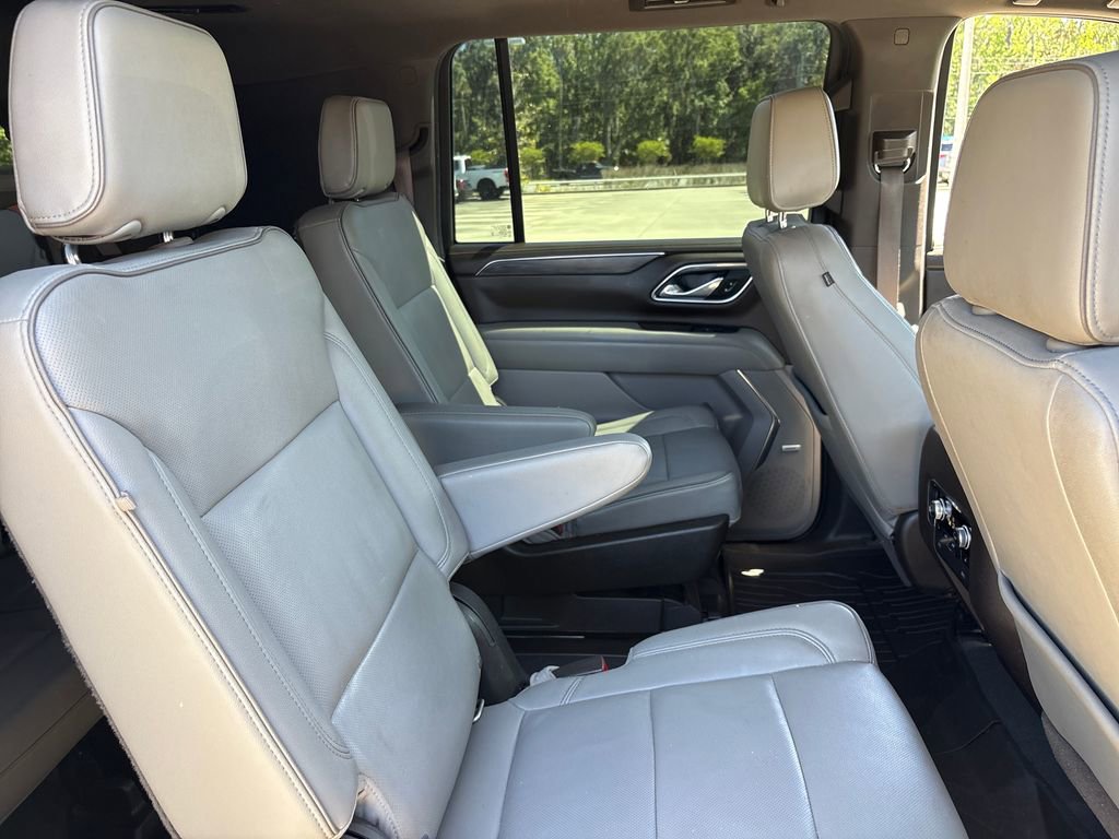 Used 2021 GMC Yukon XL SLT w/ SLT Luxury Plus Package RWD image 28