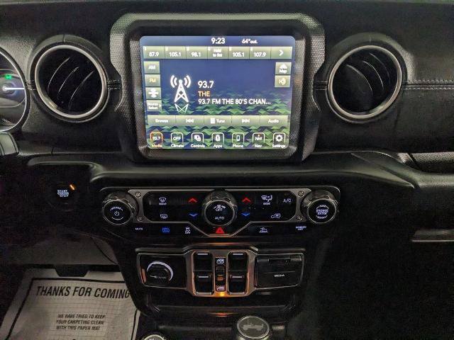 Used 2023 Jeep Wrangler Unlimited Sahara AWD/4WD image 8