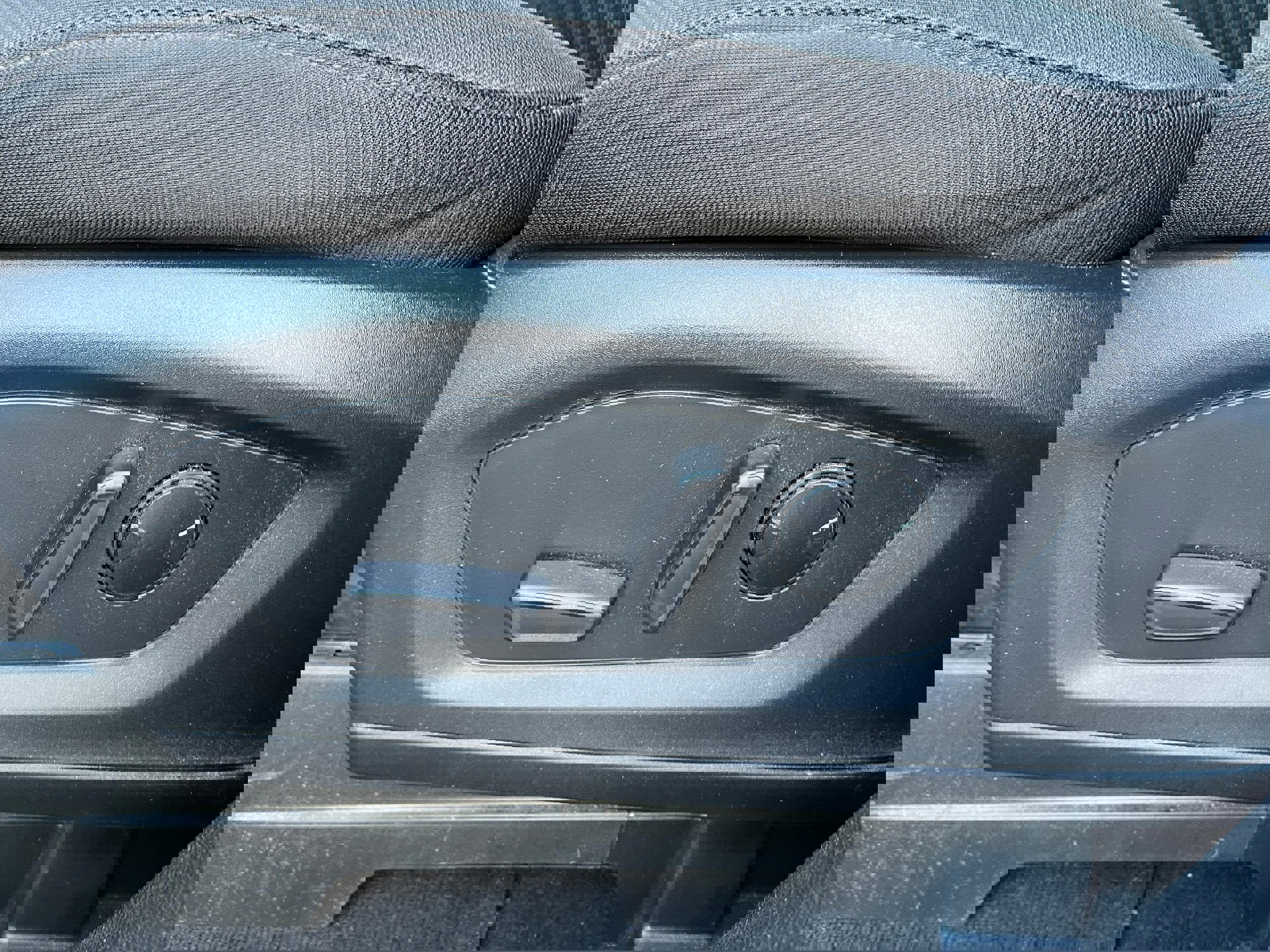 Certified 2023 Ford Explorer XLT w/ Class IV Trailer Tow Package image 11