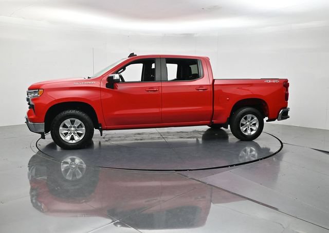 Used 2025 Chevrolet Silverado 1500 LT AWD/4WD image 7
