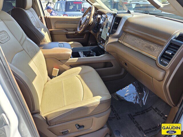 Used 2022 RAM 2500 Limited AWD/4WD image 16