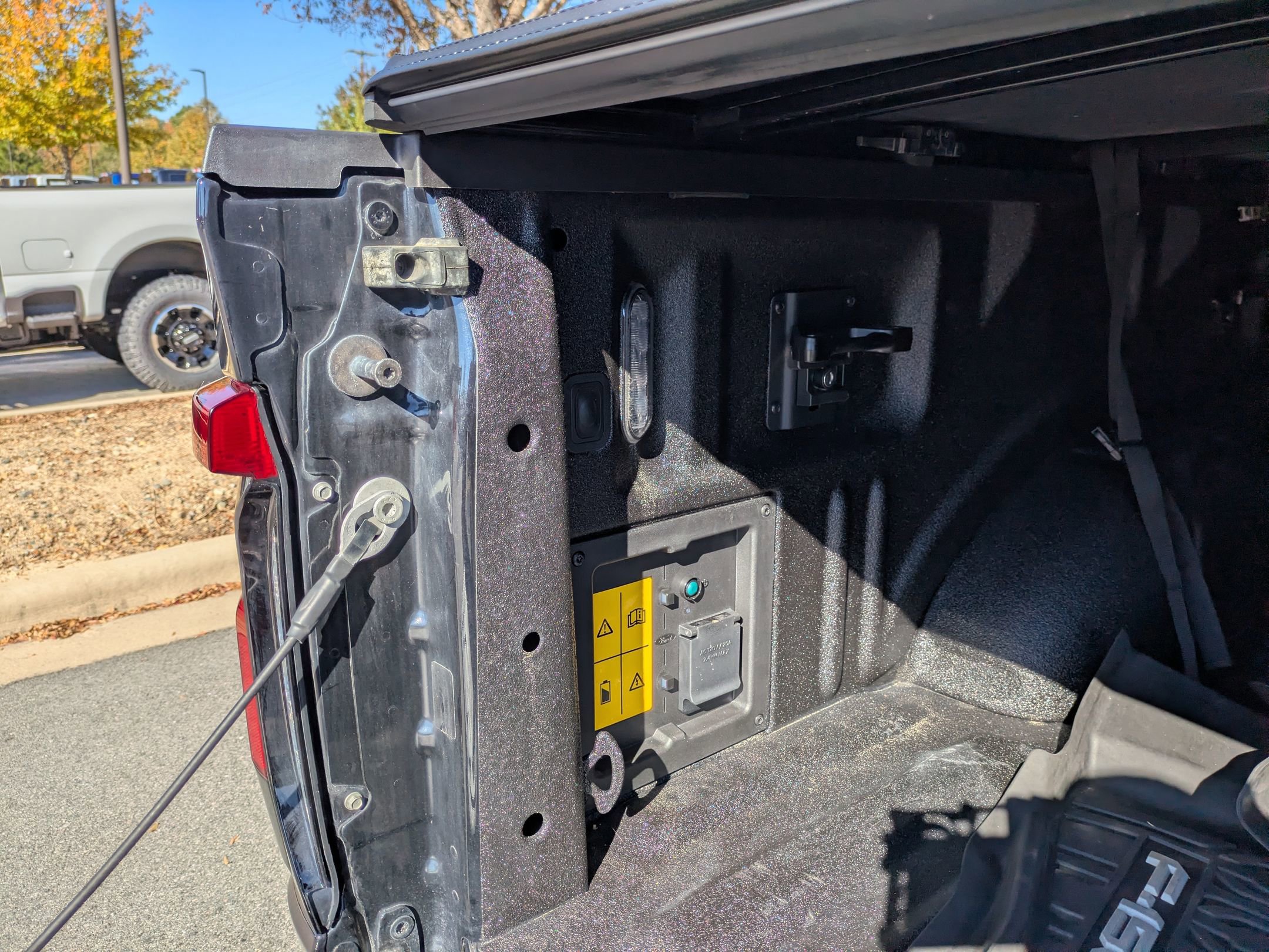 Certified 2024 Ford F150 Lightning Lariat image 41