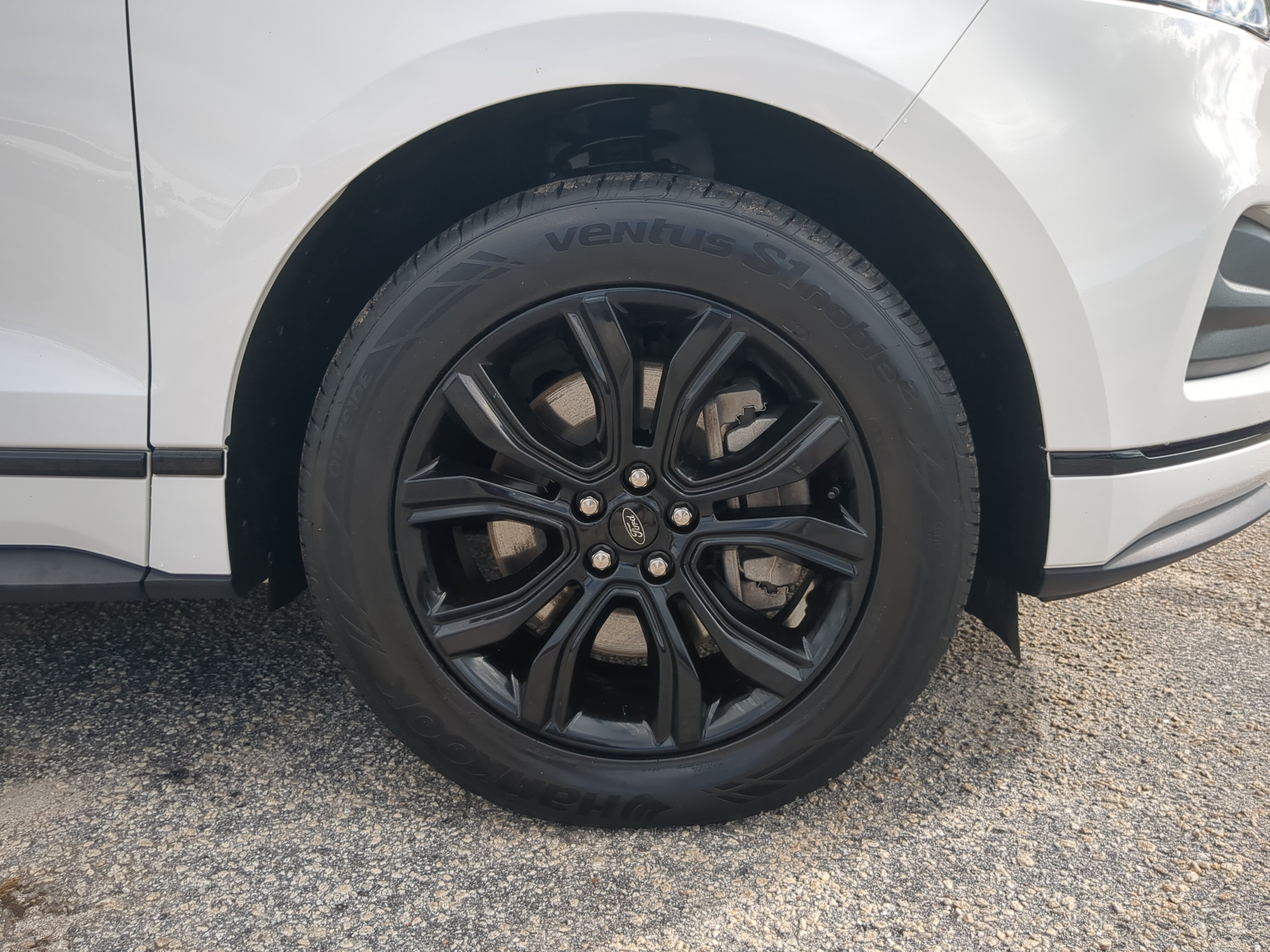 Certified 2024 Ford Edge SE w/ Black Appearance Package AWD/4WD image 9