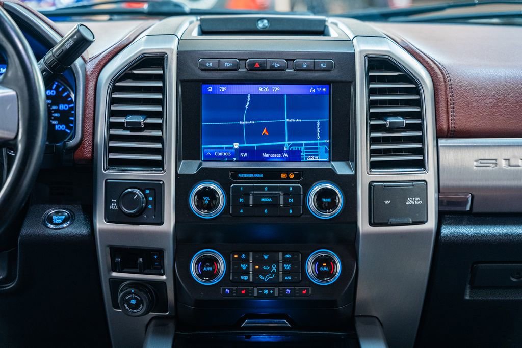 Certified 2020 Ford F350 Platinum w/ FX4 Off-Road Package image 28