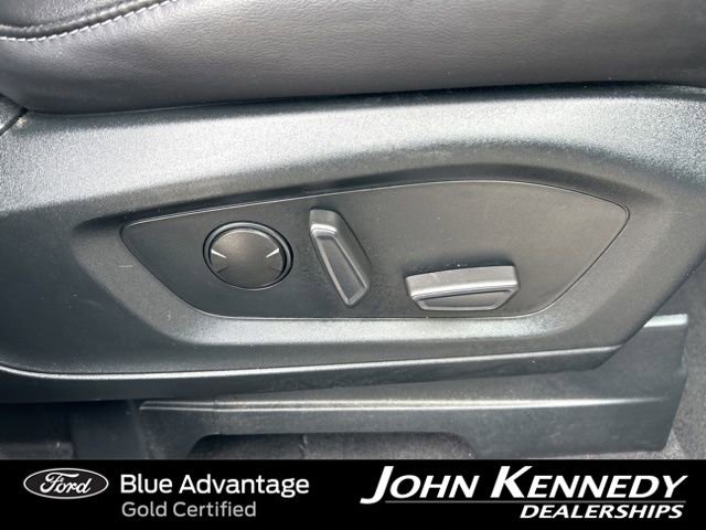 Certified 2022 Ford Explorer XLT w/ Equipment Group 202A AWD/4WD image 38