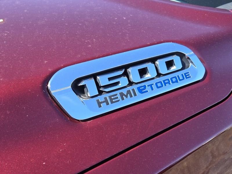Used 2022 RAM 1500 Big Horn AWD/4WD image 10