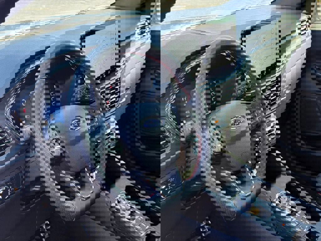 Certified 2024 Ford Escape ST-Line w/ Tech Pack #1 image 21