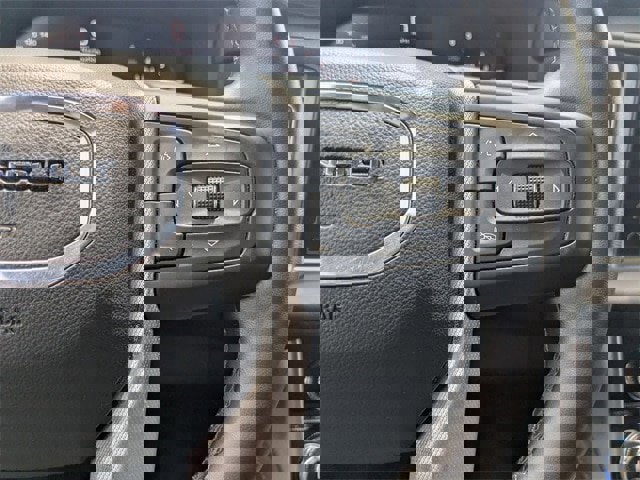 Used 2023 GMC Yukon Denali image 14