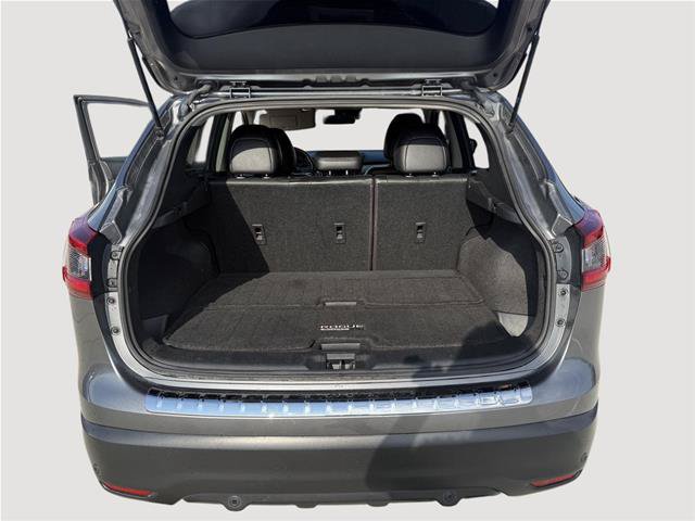 Used 2020 Nissan Rogue Sport SV w/ Technology Package AWD/4WD image 22