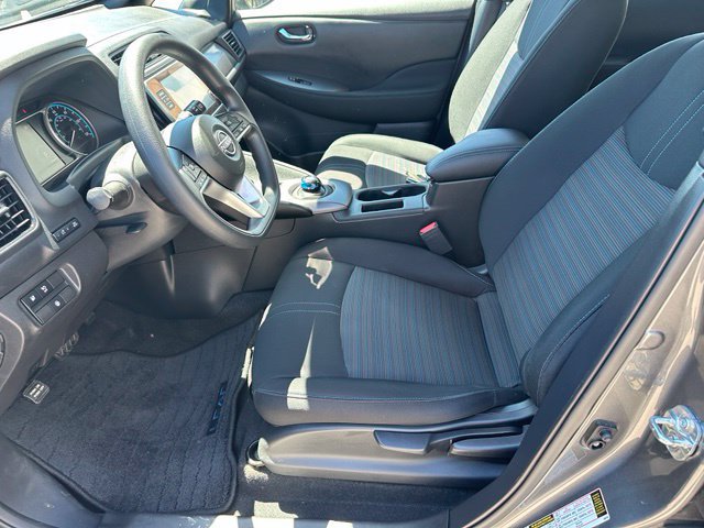 Used 2025 Nissan Leaf S FWD image 14