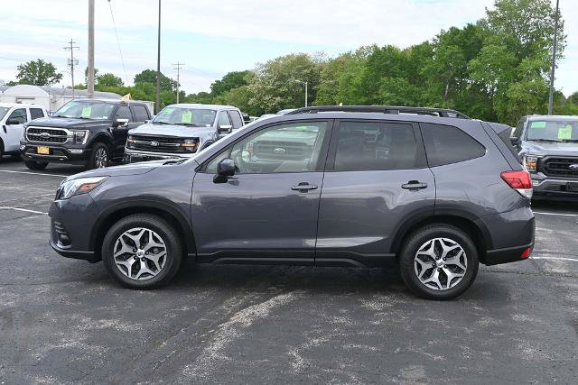 Used 2022 Subaru Forester Premium AWD/4WD image 4