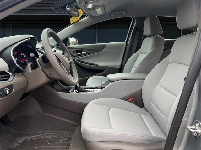 Used 2023 Chevrolet Malibu LS image 9