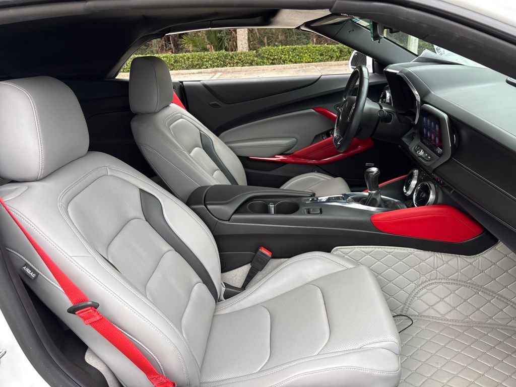 Used 2023 Chevrolet Camaro LT w/ RS Package image 27