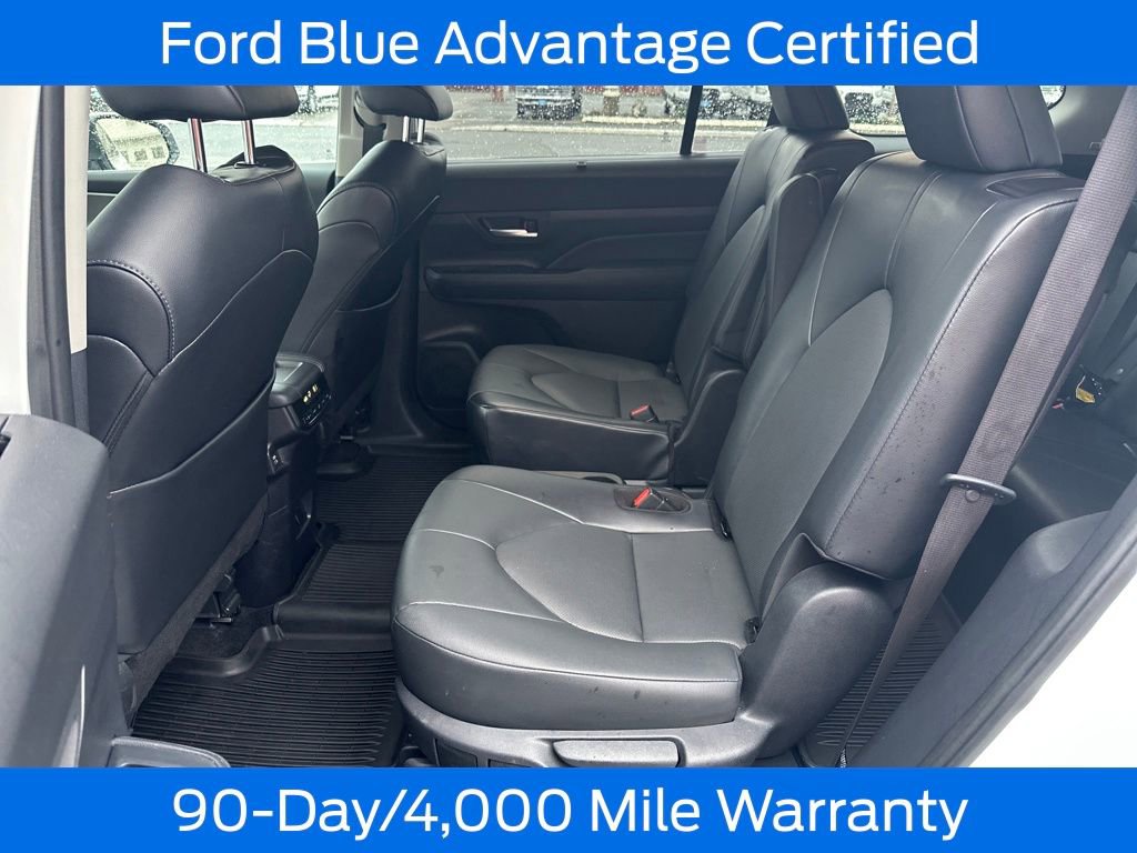 Used 2024 Toyota Grand Highlander XLE image 2