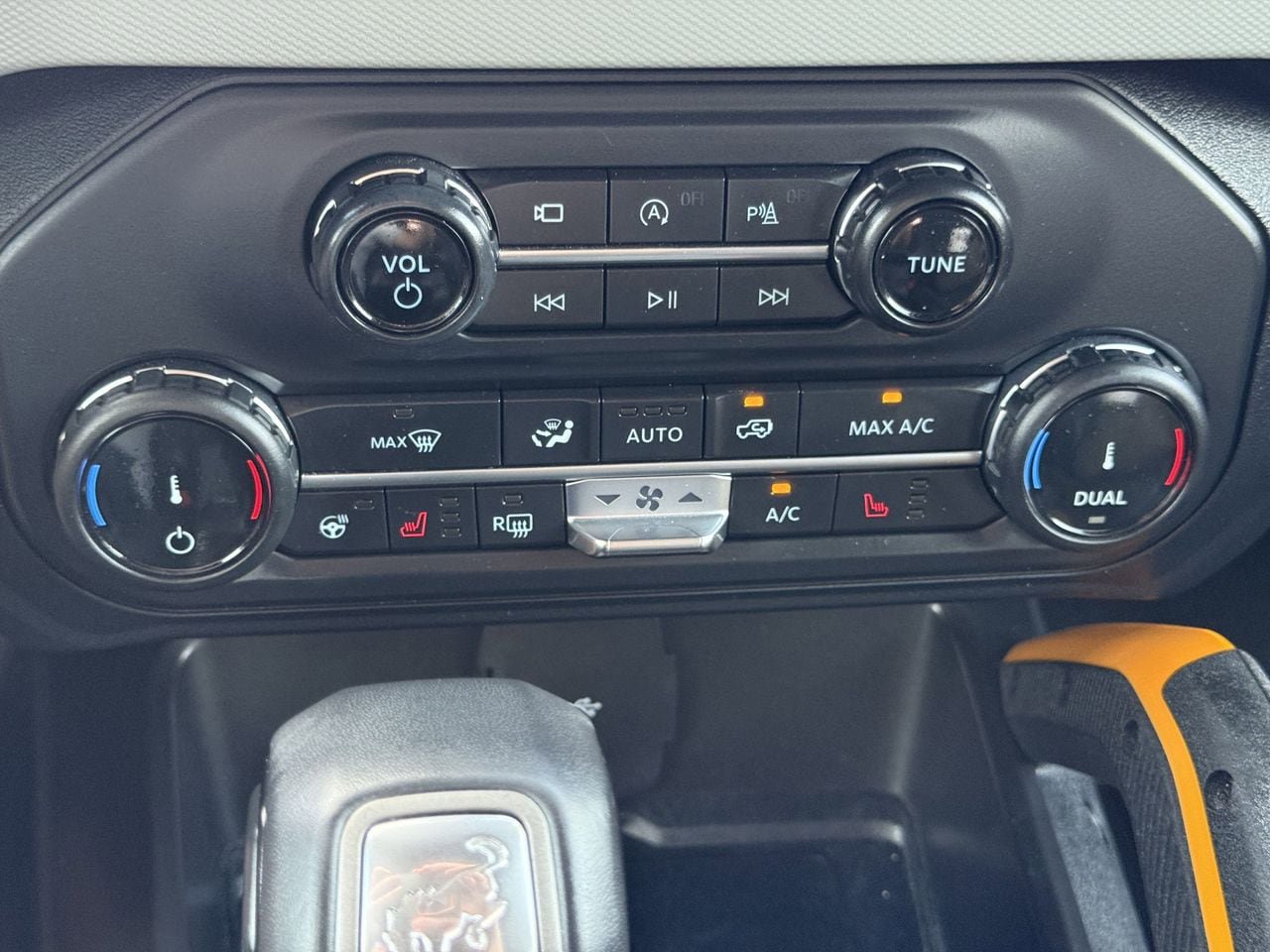 Certified 2022 Ford Bronco Badlands AWD/4WD image 19