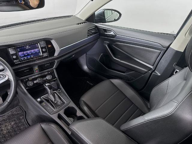 Used 2023 Volkswagen Jetta SE FWD image 25