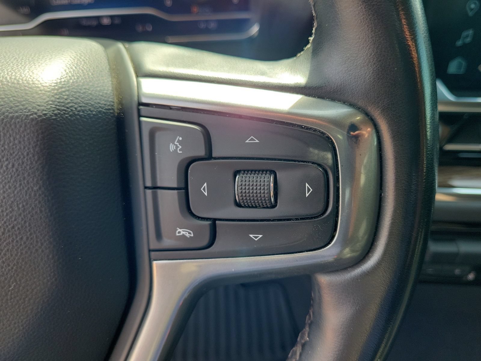 Used 2024 Chevrolet Silverado 1500 RST AWD/4WD image 21