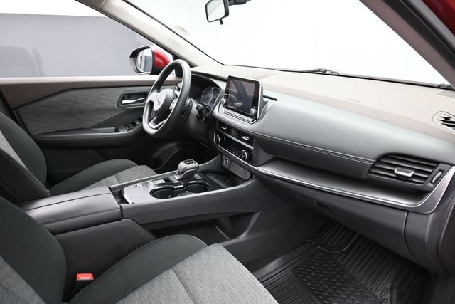 Used 2023 Nissan Rogue SV FWD image 29