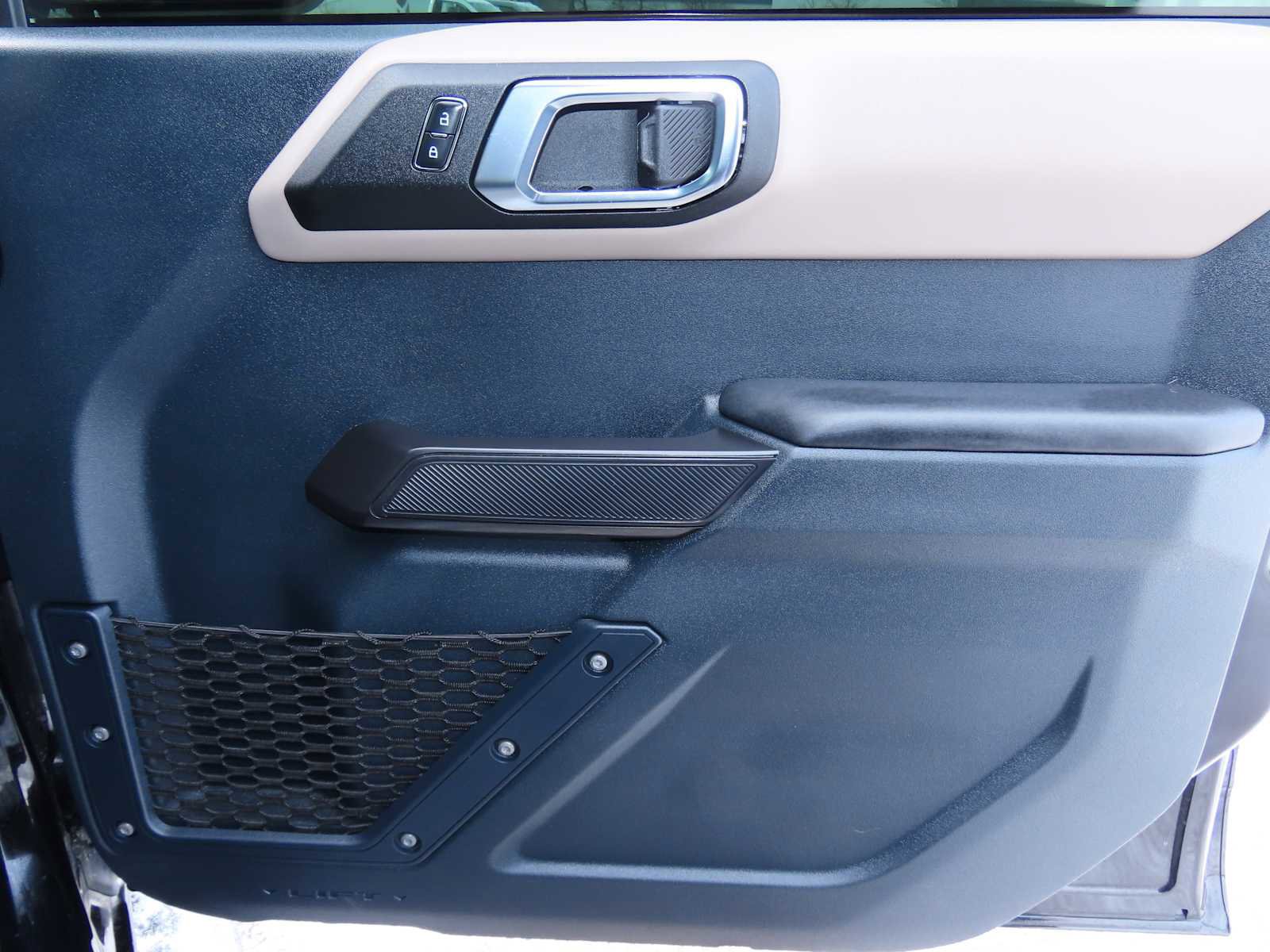 Certified 2024 Ford Bronco Wildtrak image 19