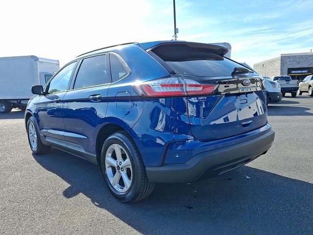 Certified 2023 Ford Edge SE image 3