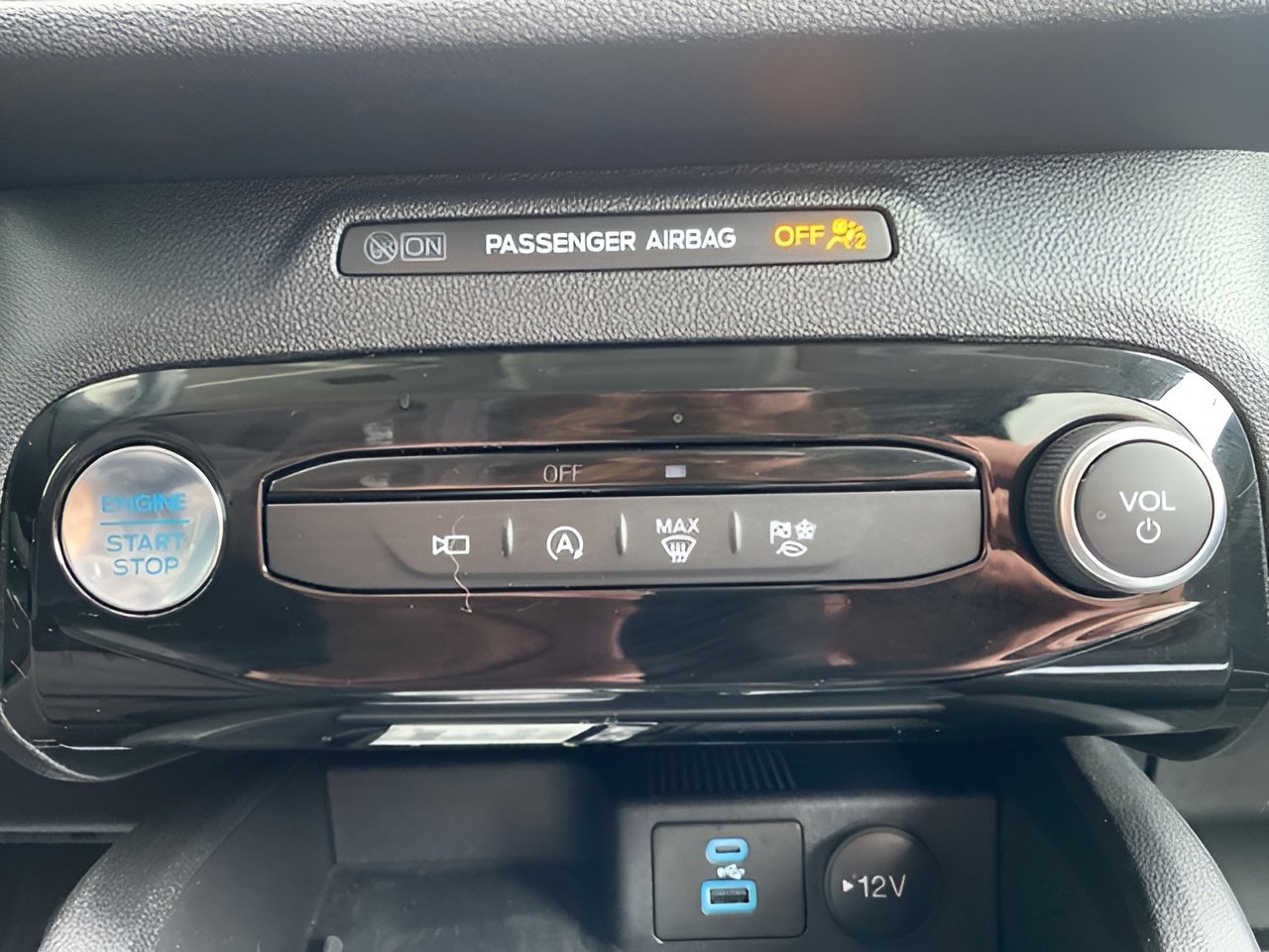 Certified 2023 Ford Escape Active w/ Tech Pack #2 image 21