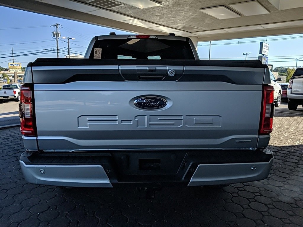 Certified 2022 Ford F150 XLT w/ Equipment Group 302A High image 4