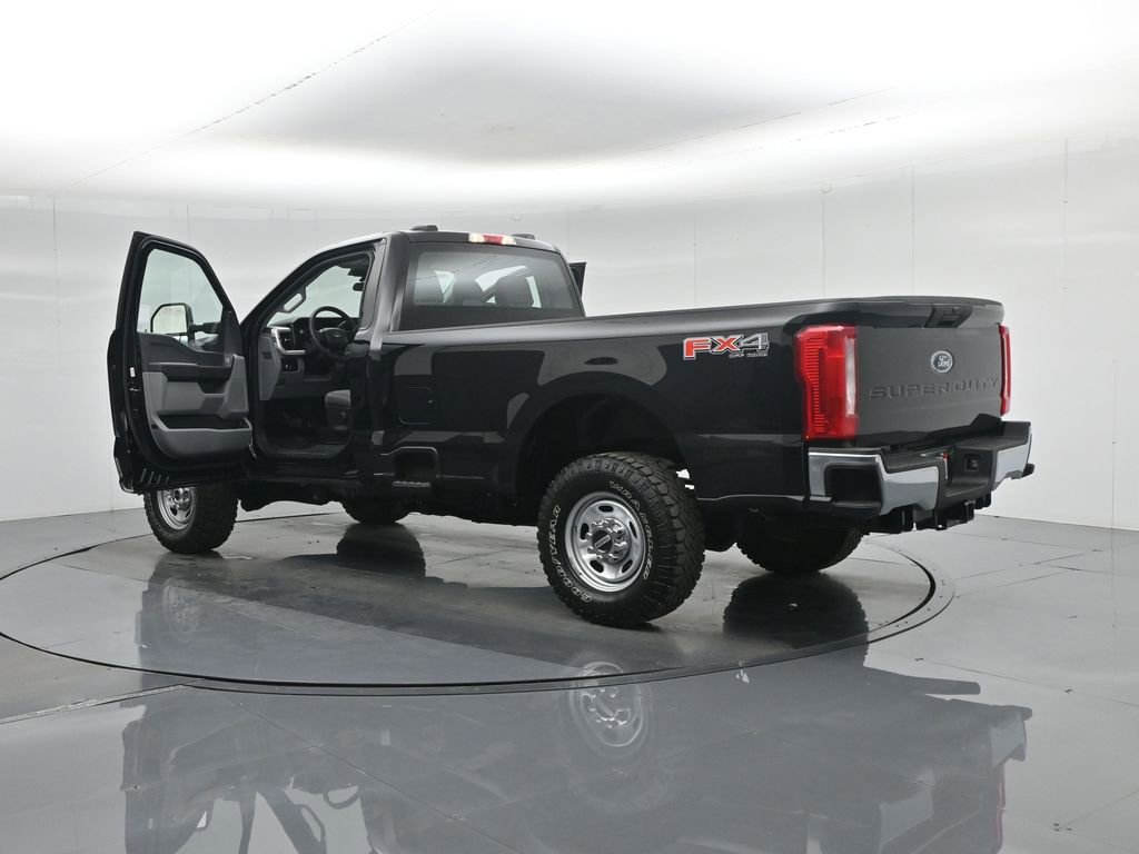 Certified 2024 Ford F250 XL w/ XL Off-Road Package image 30
