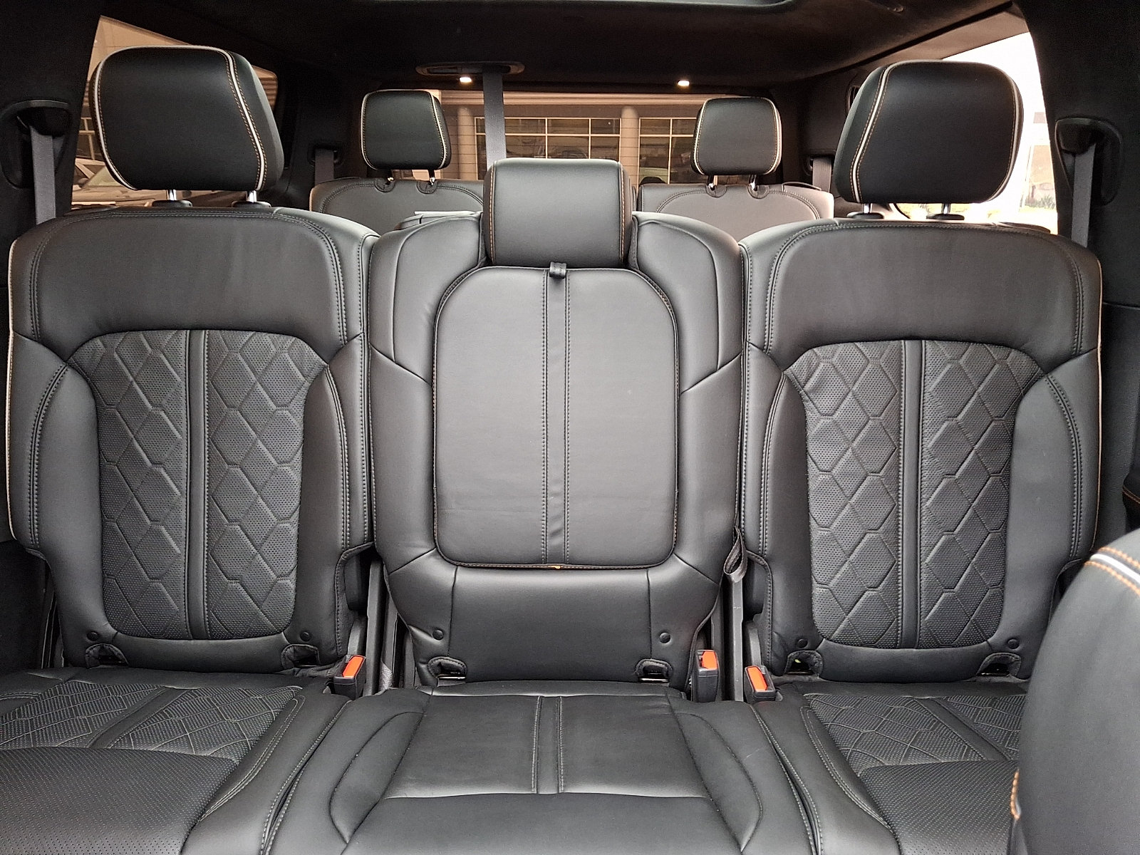 Used 2022 Jeep Grand Wagoneer Series III w/ Flexible Seating Group AWD/4WD image 19