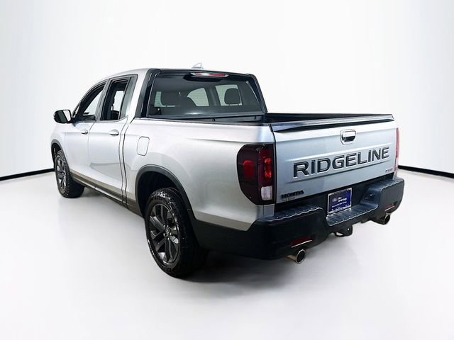 Used 2025 Honda Ridgeline Sport image 6