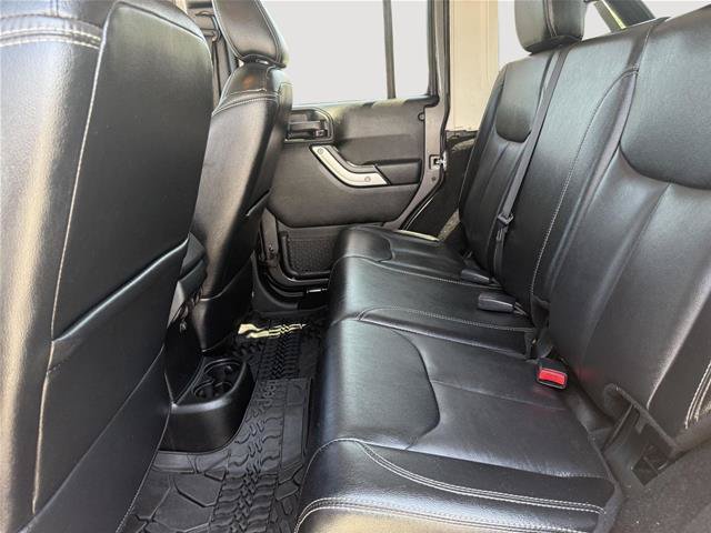 Used 2017 Jeep Wrangler Unlimited Sahara w/ Max Tow Package AWD/4WD image 17