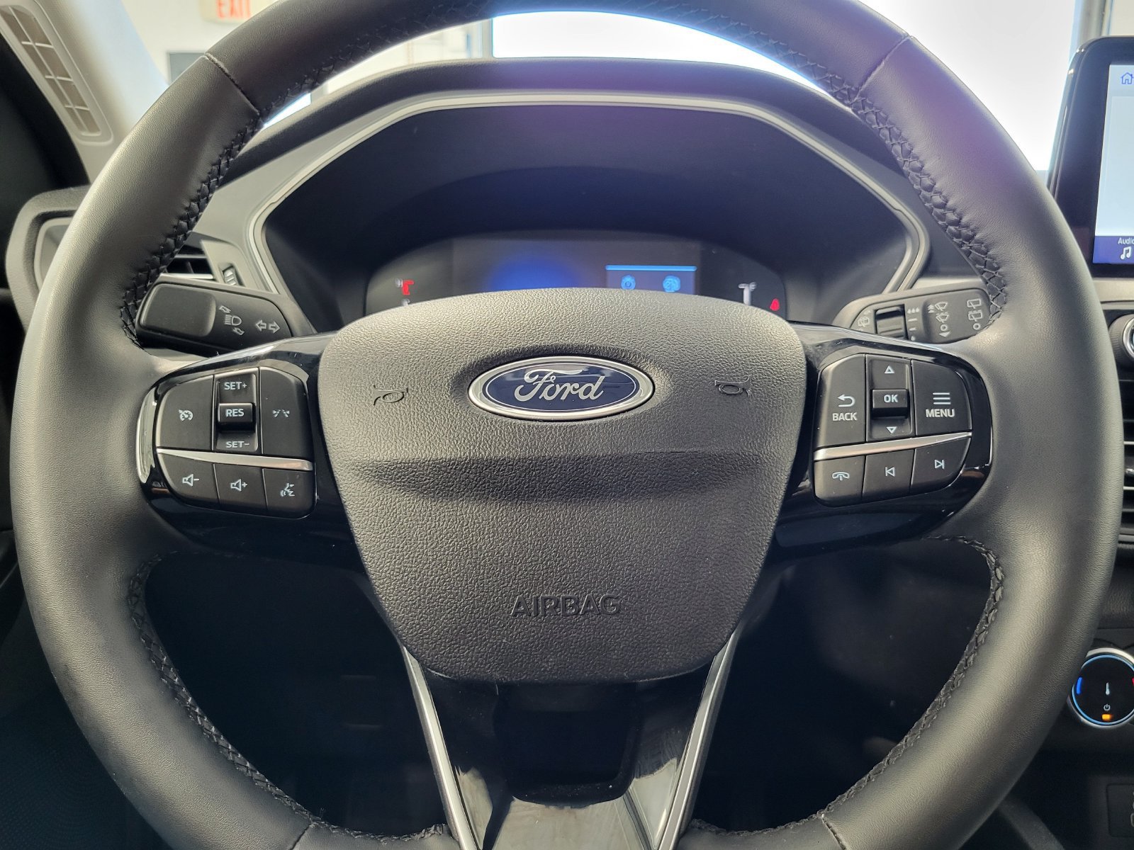 Certified 2024 Ford Escape Active AWD/4WD image 12