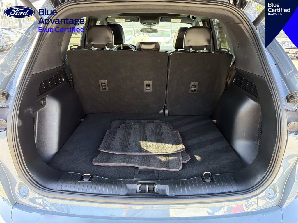 Certified 2023 Ford Escape ST-Line w/ Tech Pack #1 FWD image 7
