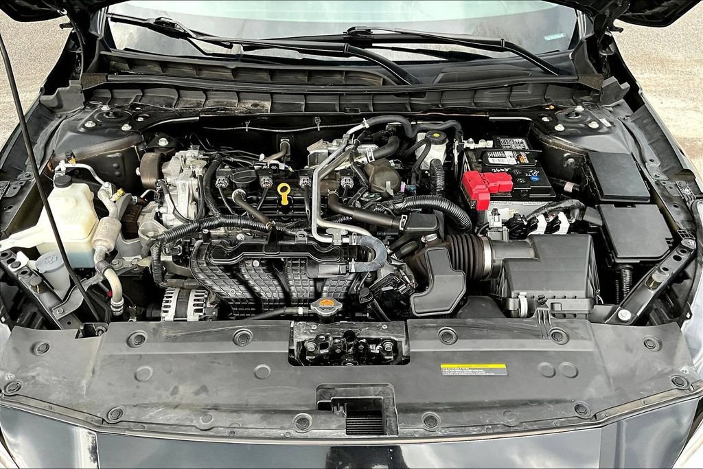 Used 2024 Nissan Altima 2.5 SV FWD image 32
