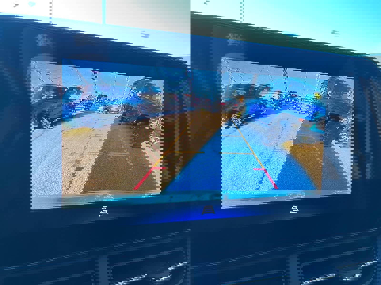 Used 2025 Chevrolet Trax ACTIV w/ Sunroof Package image 12