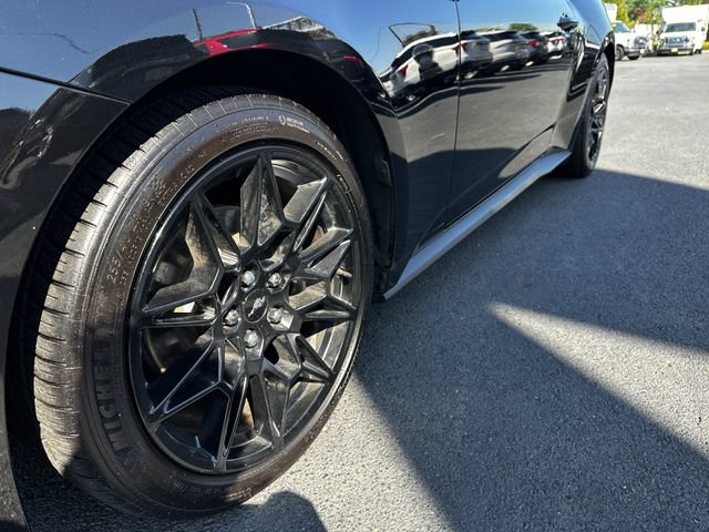 Certified 2026 Ford Mustang Convertible RWD image 12