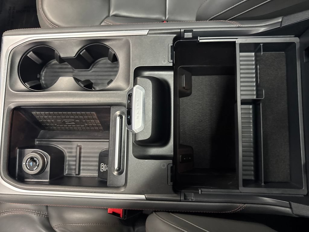 Certified 2025 Ford Expedition Active AWD/4WD image 31
