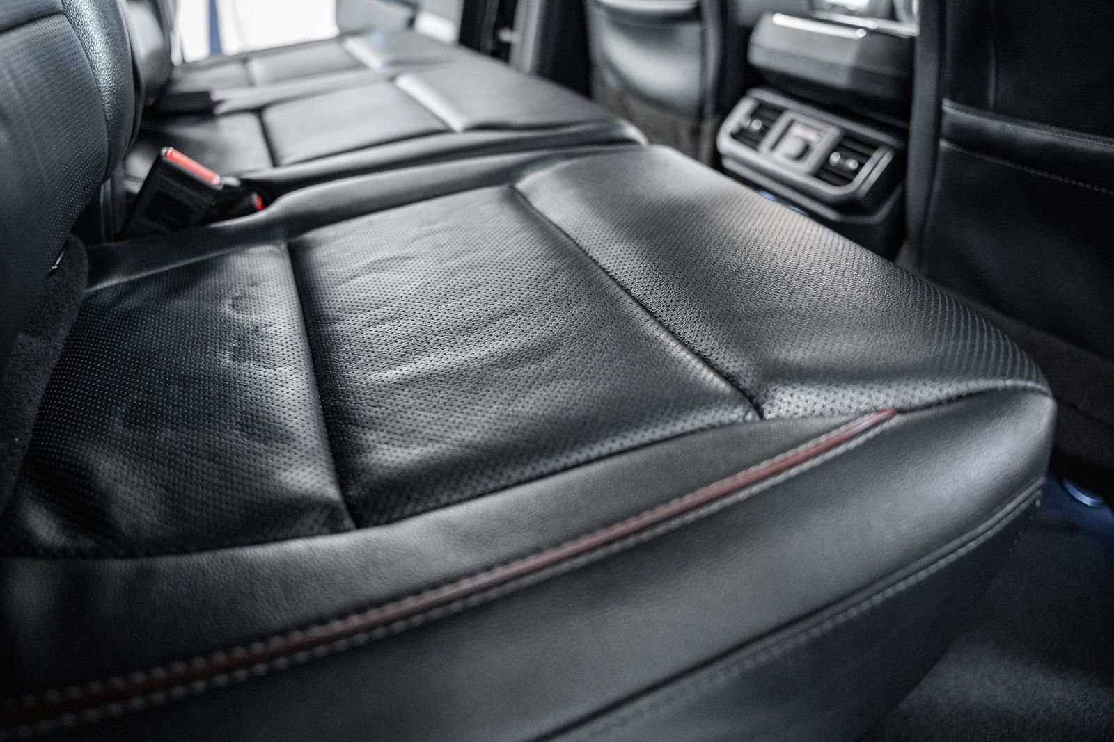 Certified 2023 Ford F150 Lariat w/ Equipment Group 502A High image 39