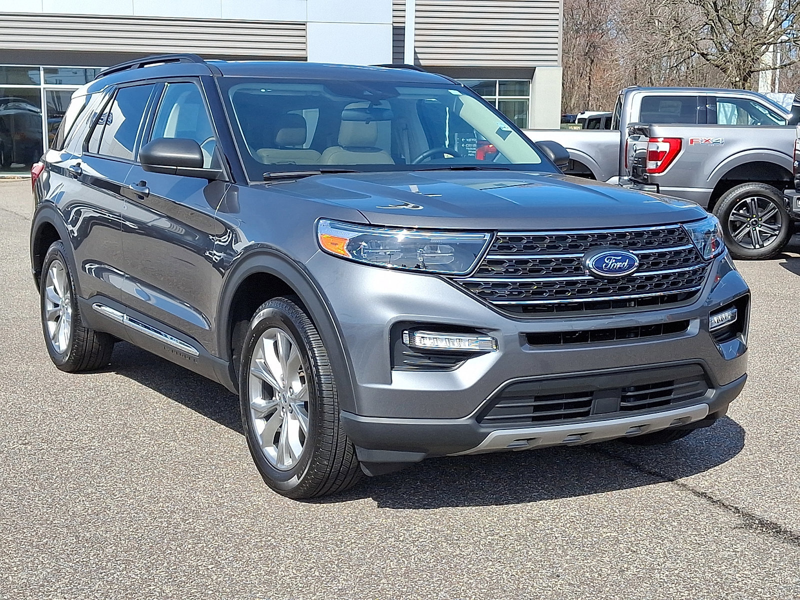 Certified 2024 Ford Explorer XLT w/ Equipment Group 202A image 11