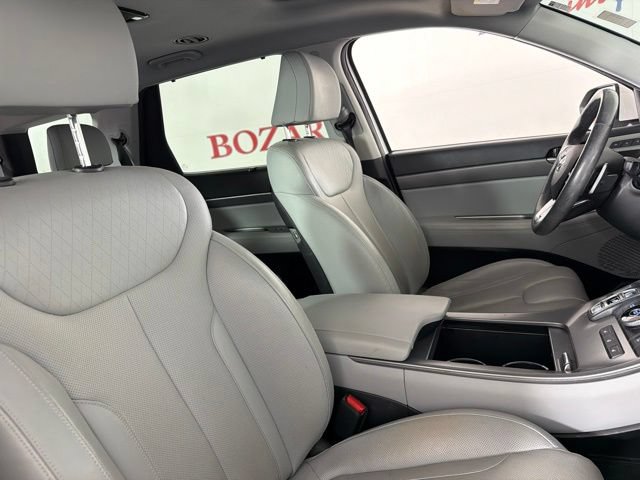 Used 2020 Hyundai Palisade SEL w/ Premium Package FWD image 16
